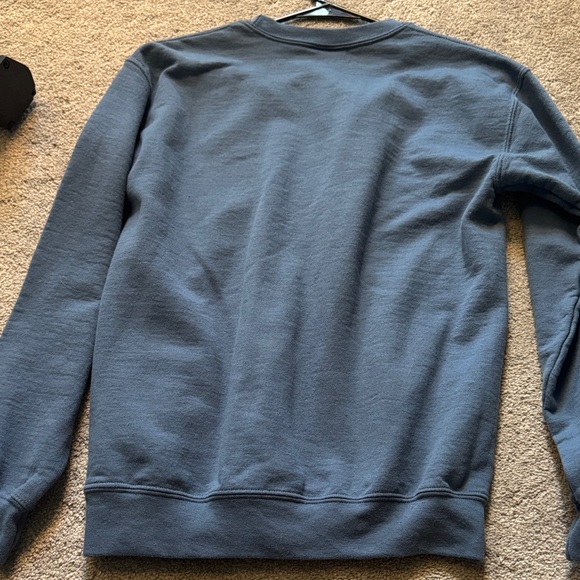 Boston EST. 1630 Blue Sweater - Picture 2 of 2